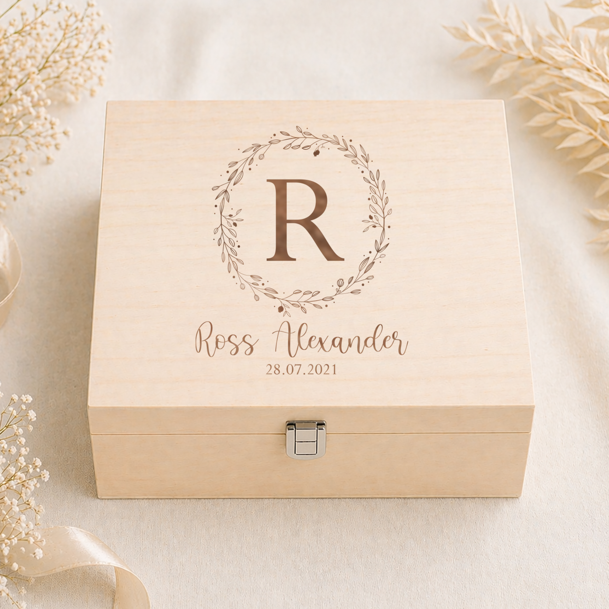 Personalised Engraved Wooden Baby Box, Baby Memory Box, Newborn Keepsake Box, New Baby Gift, Engraved Wood Box, Special Memories Baby Box