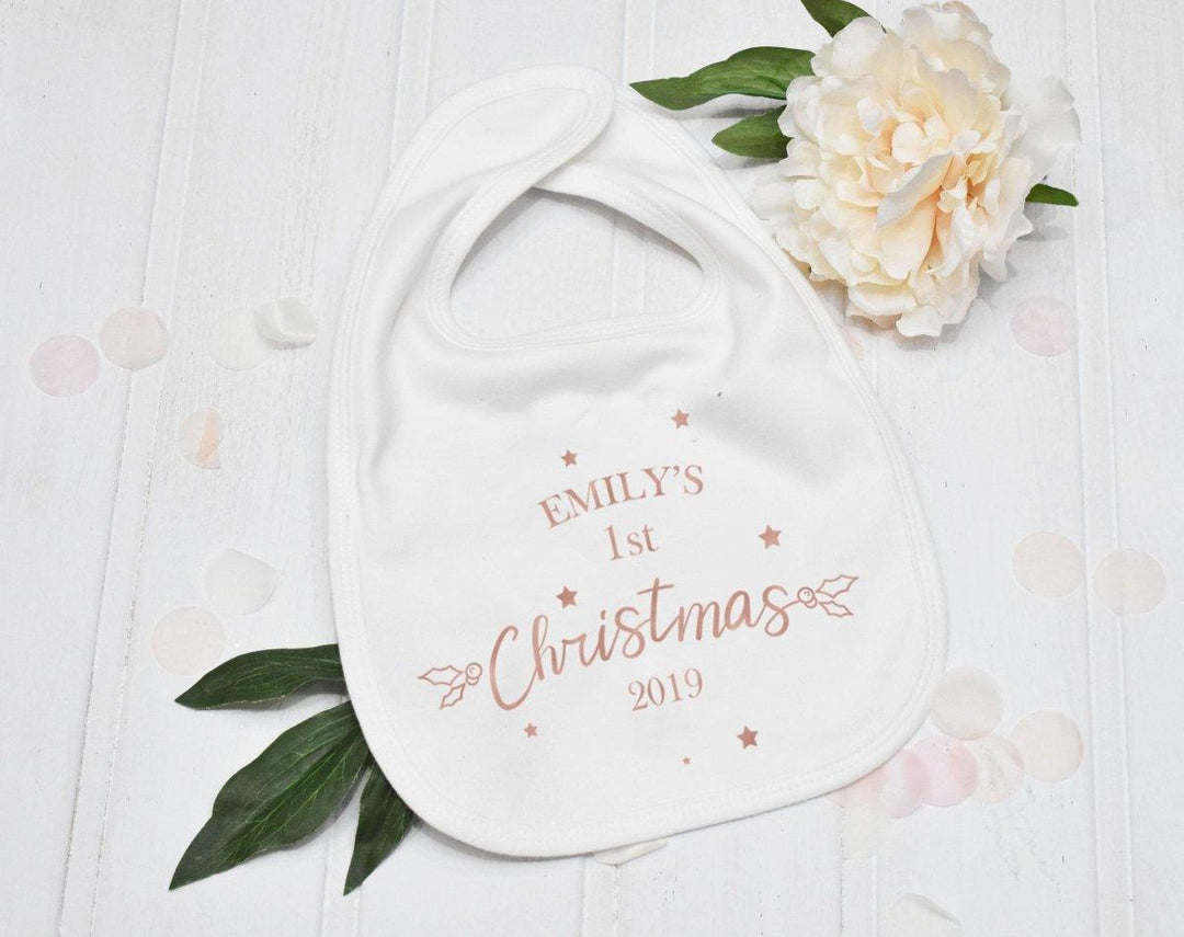 Personalised First Christmas Bib, 1st Christmas Baby Bib, Baby Christmas, Red Gold Baby Bib, Xmas Clothing, 1st Christmas Outfit, Baby Bib - Amy Lucy