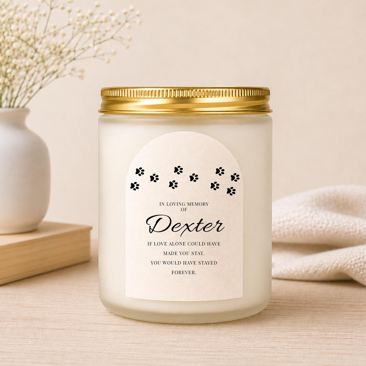 Close-up of the personalised label on the personalised Pet Memorial Candle